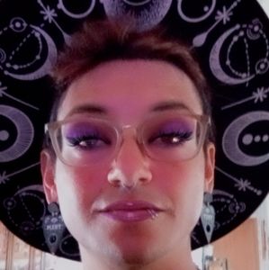 Meet your Posher, Ero